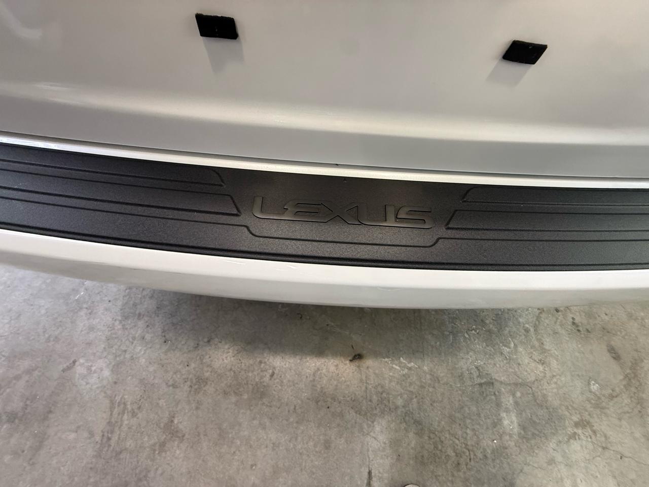 Lexus RX 450h FWD 4dr Hybrid 2011