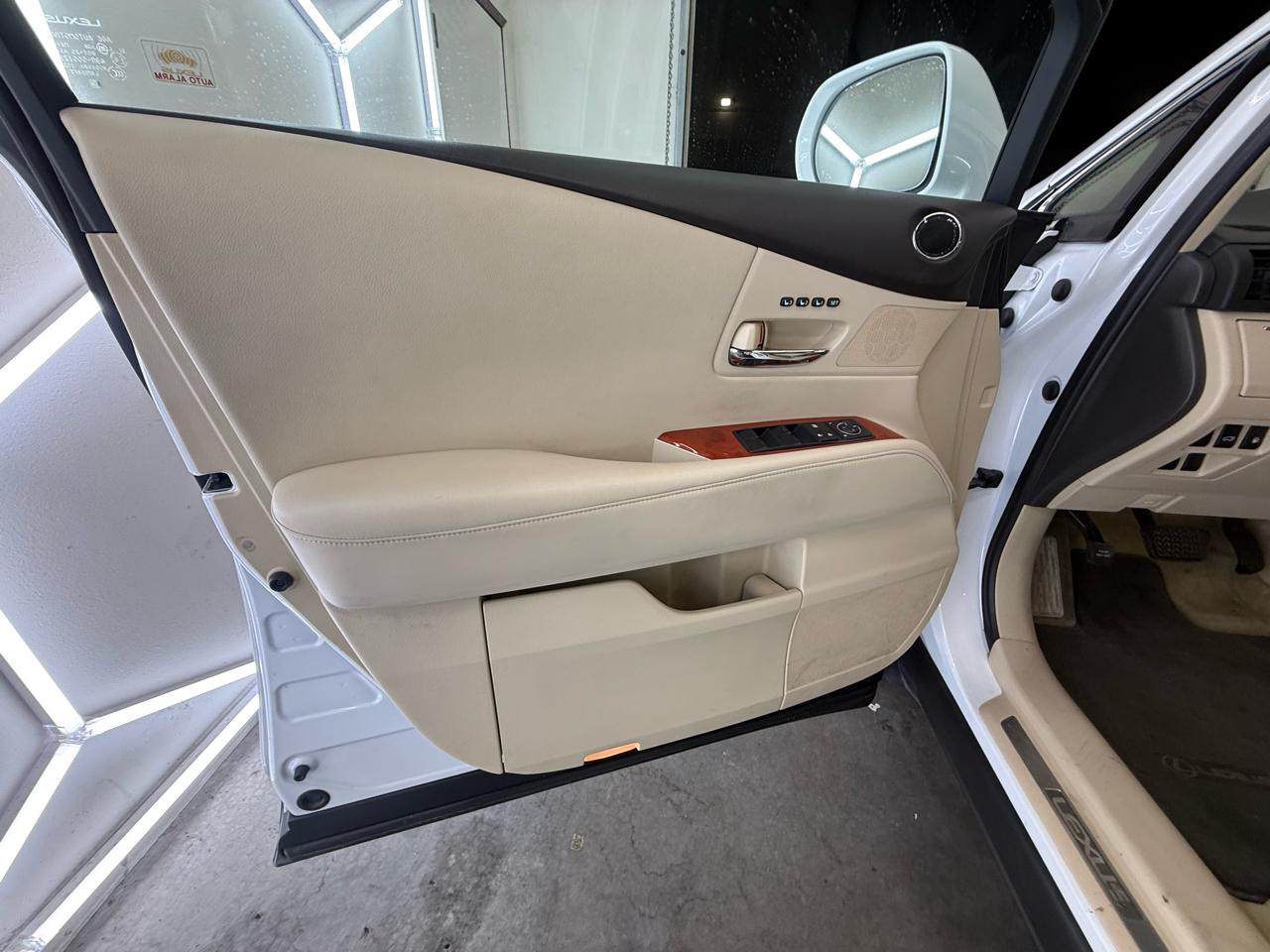 Lexus RX 450h FWD 4dr Hybrid 2011