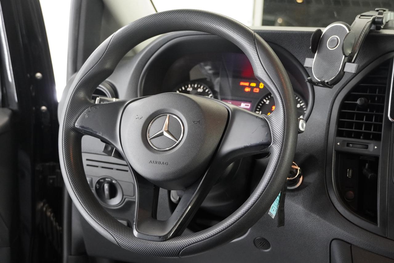 Mercedes-Benz Metris Passenger Van 2019