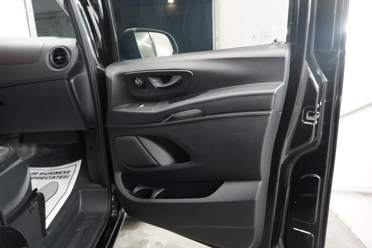 Mercedes-Benz Metris Passenger Van 2019