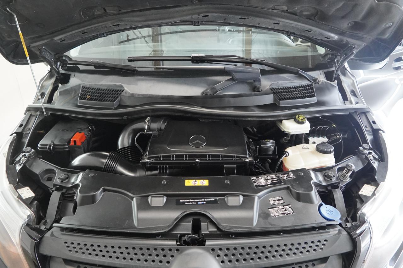 Mercedes-Benz Metris Passenger Van 2019