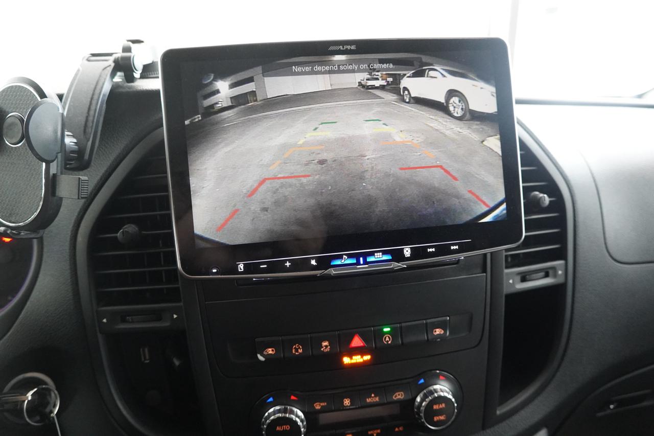 Mercedes-Benz Metris Passenger Van 2019