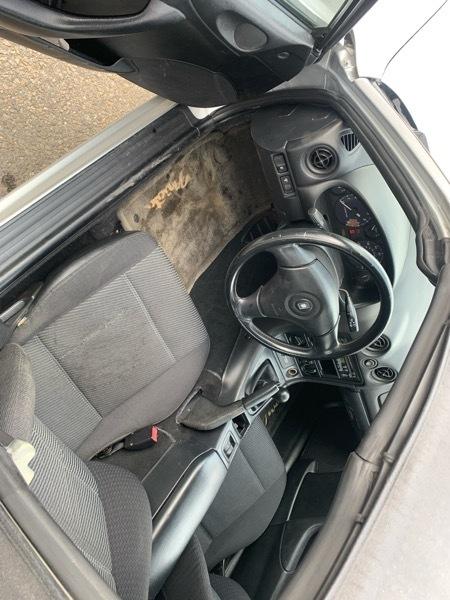 Mazda MX-5 Miata Base 2000