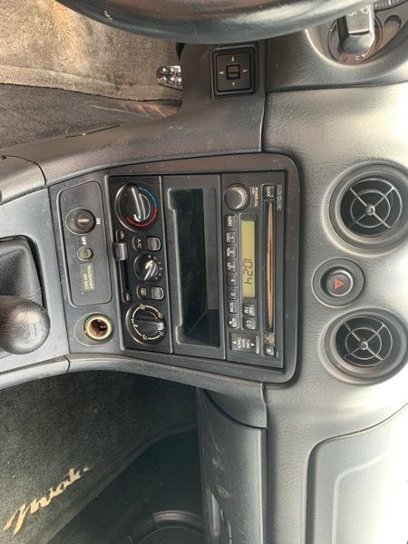 Mazda MX-5 Miata Base 2000