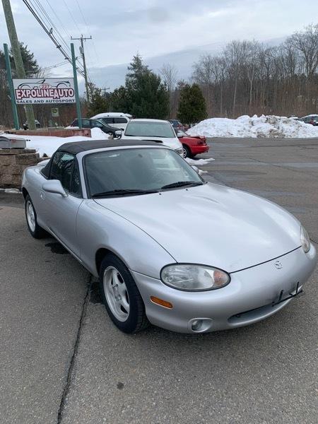 Mazda MX-5 Miata Base 2000