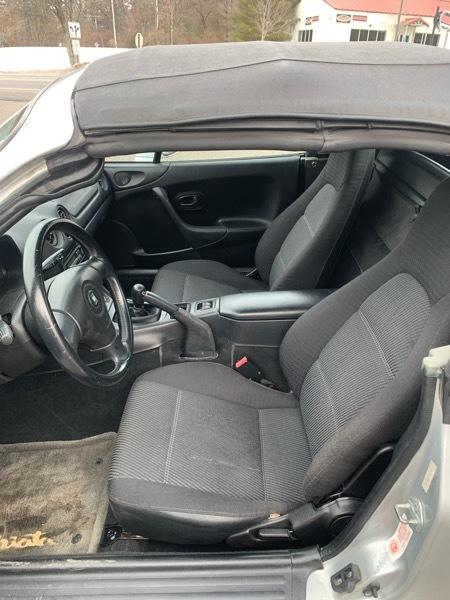 Mazda MX-5 Miata Base 2000