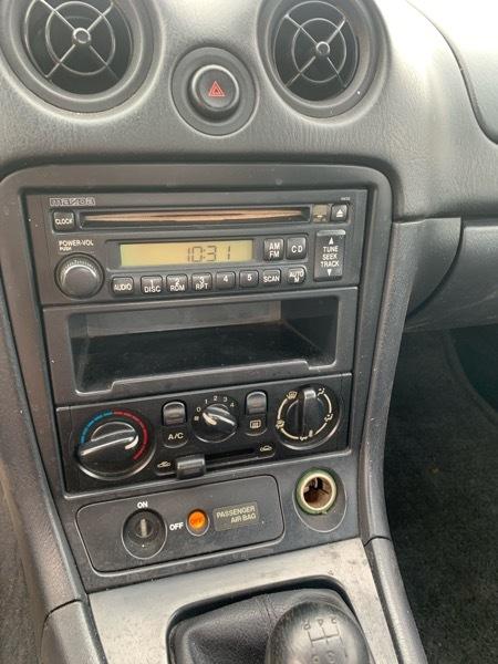 Mazda MX-5 Miata Base 2000