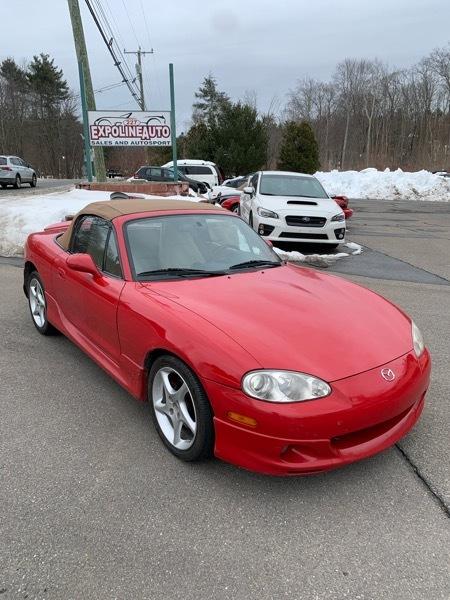 Mazda MX-5 Miata Base 2001