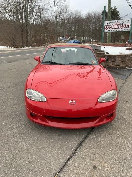 Mazda MX-5 Miata Base 2001