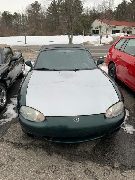 Mazda MX-5 Miata Base 2000