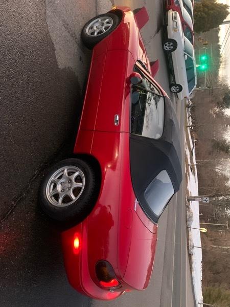 Mazda MX-5 Miata 2D Convertible 1997