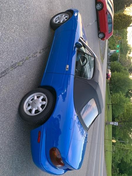 Mazda MX-5 Miata Base 1990