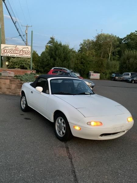 Mazda MX-5 Miata Base 1992