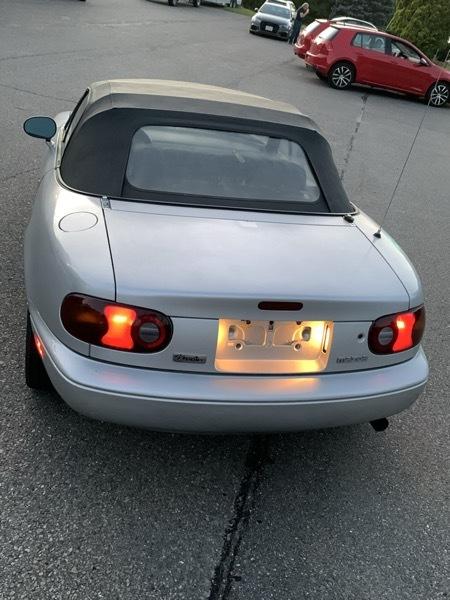 Mazda MX-5 Miata Base 1990