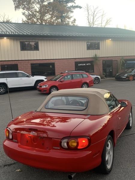 Mazda MX-5 Miata 2dr Conv Grand Touring Manual 1999