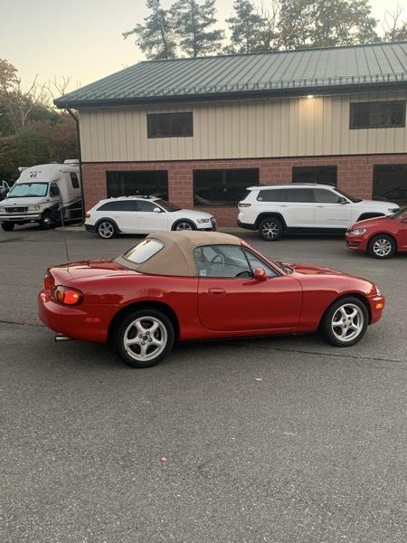 Mazda MX-5 Miata 2dr Conv Grand Touring Manual 1999