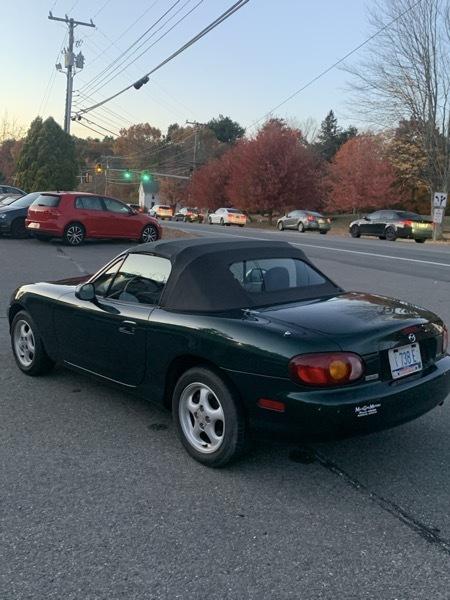 Mazda MX-5 Miata 2dr Conv PRHT Man Sport 1999