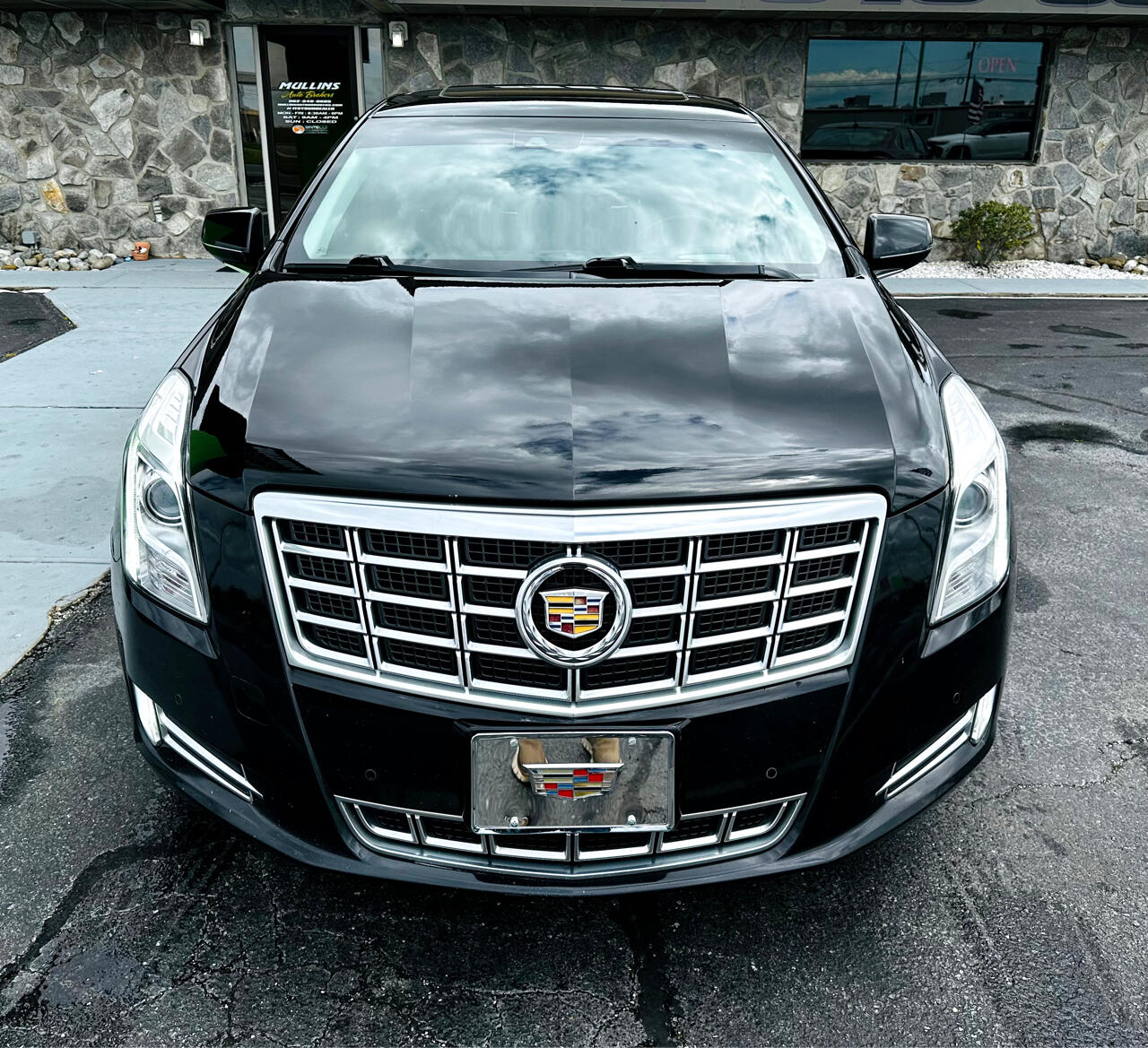 Used 2013 Cadillac XTS Premium Collection with VIN 2G61S5S37D9243516 for sale in Bridgeville, DE
