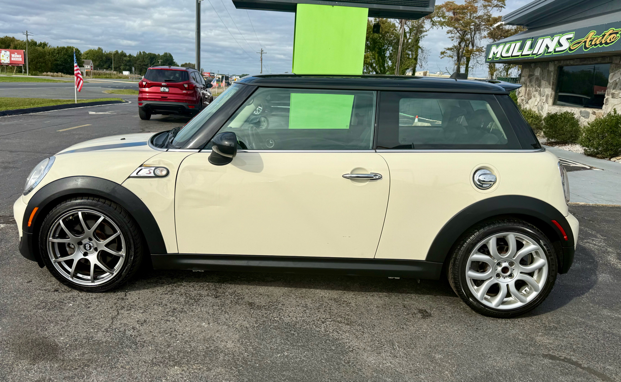 MINI Cooper Hardtop 2dr Cpe S 2012 MINI Cooper Hardtop 2dr Cpe S 2012