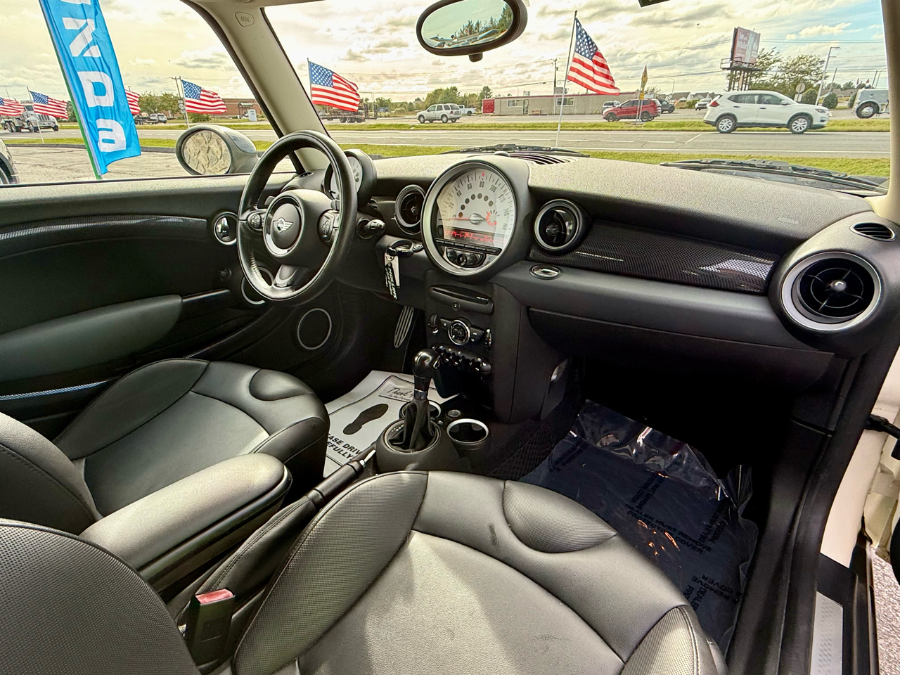 MINI Cooper Hardtop 2dr Cpe S 2012 MINI Cooper Hardtop 2dr Cpe S 2012