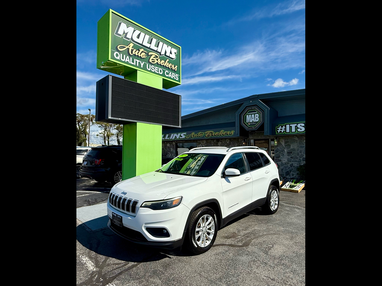 Jeep Cherokee Latitude FWD 2019 Jeep Cherokee Latitude FWD 2019
