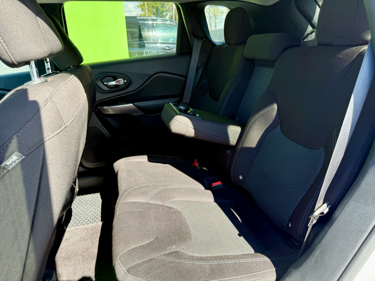 Jeep Cherokee Latitude FWD 2019 Jeep Cherokee Latitude FWD 2019