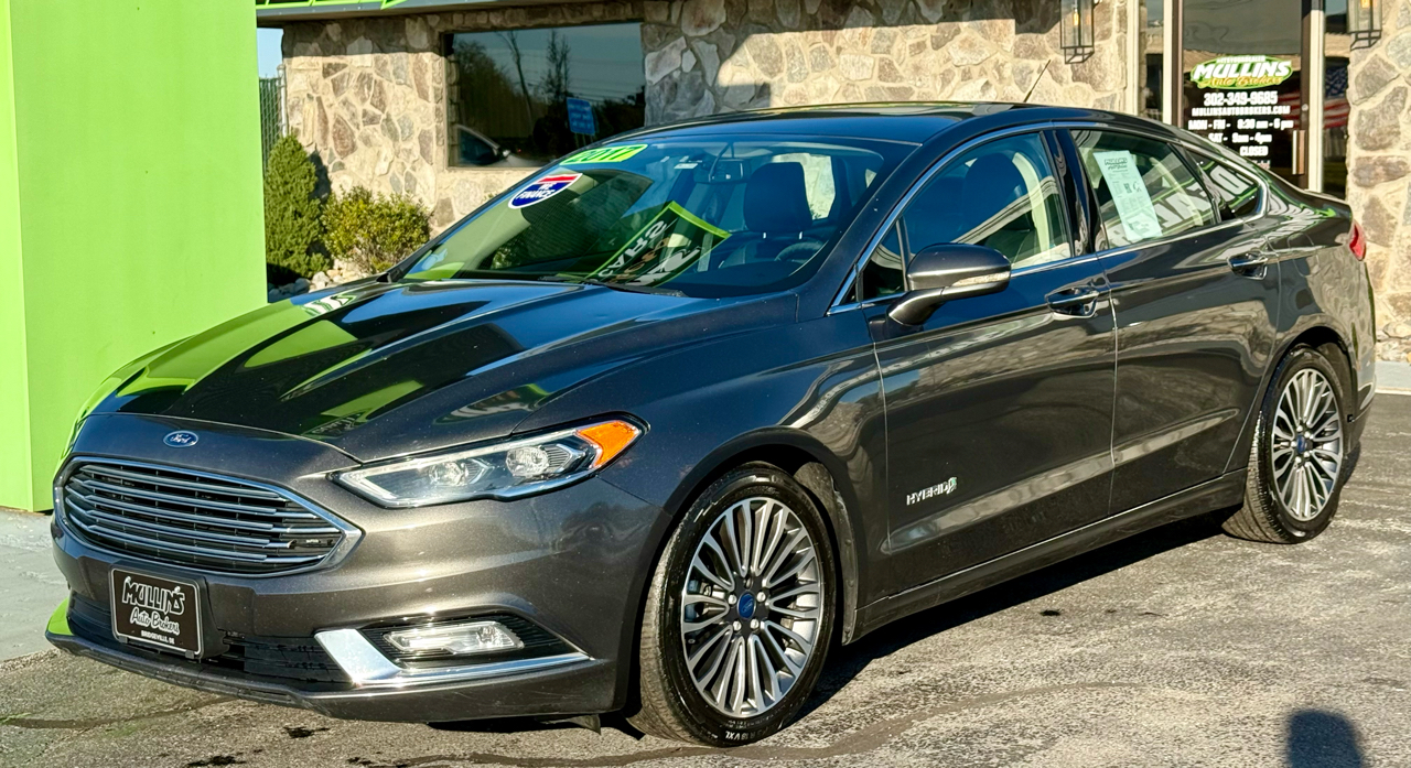 2017 Ford Fusion Hybrid Titanium FWD