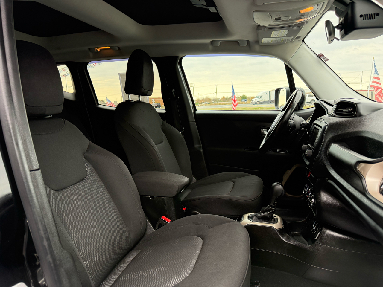 Jeep Renegade FWD 4dr Latitude 2016