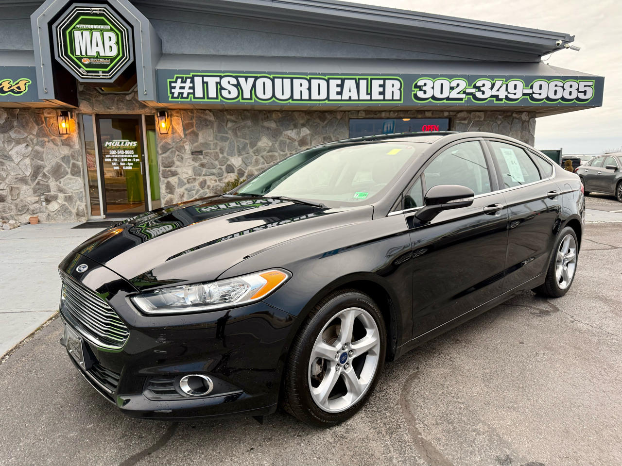 2016 Ford Fusion 4dr Sdn SE FWD