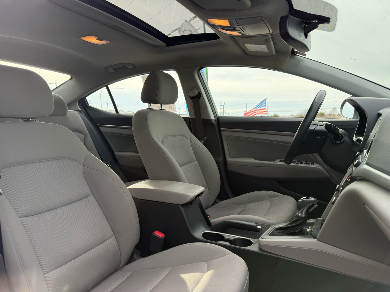 Hyundai Elantra SE 2.0L Auto (Alabama) 2017