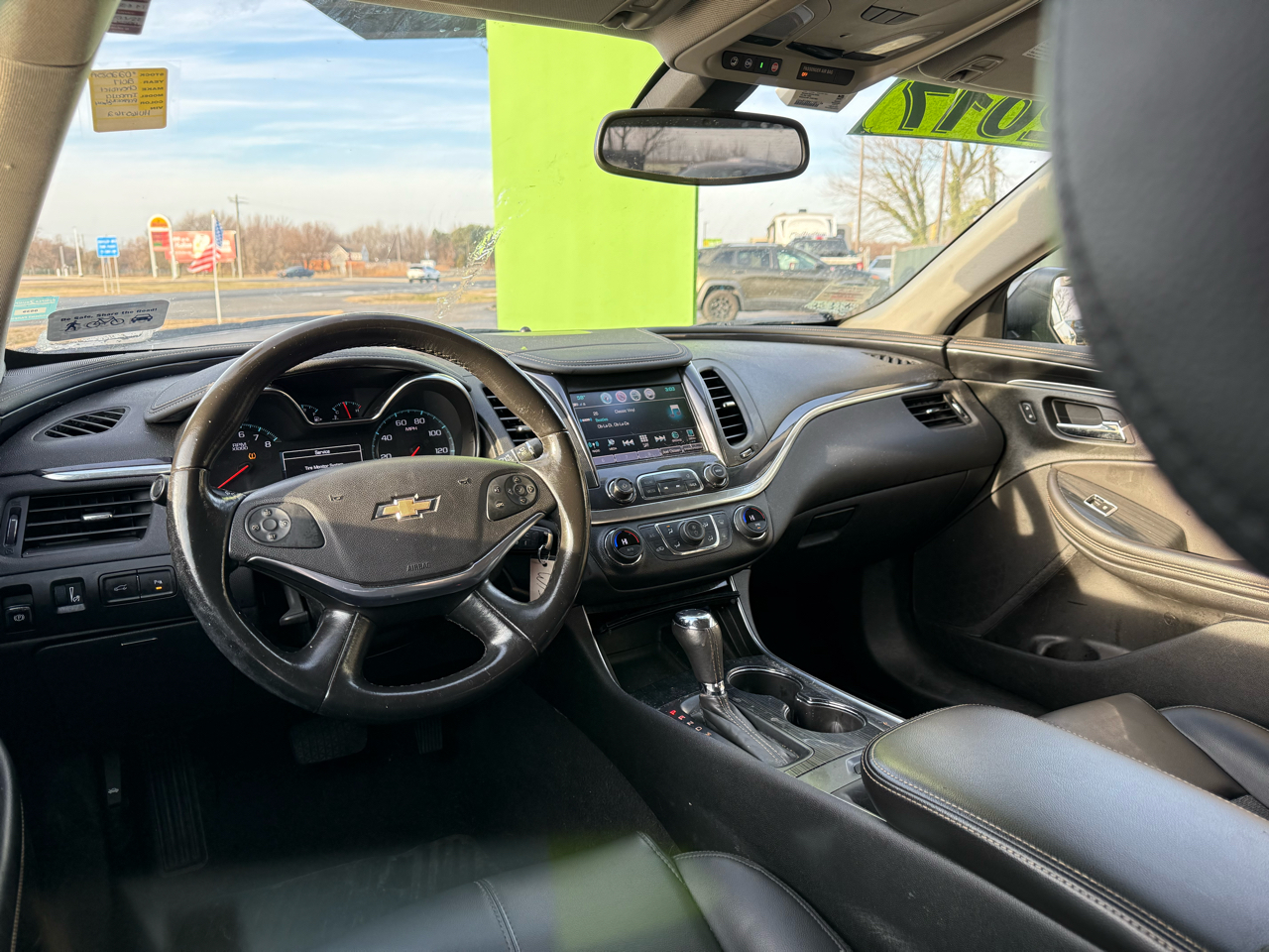 Chevrolet Impala 4dr Sdn LT w/1LT 2017