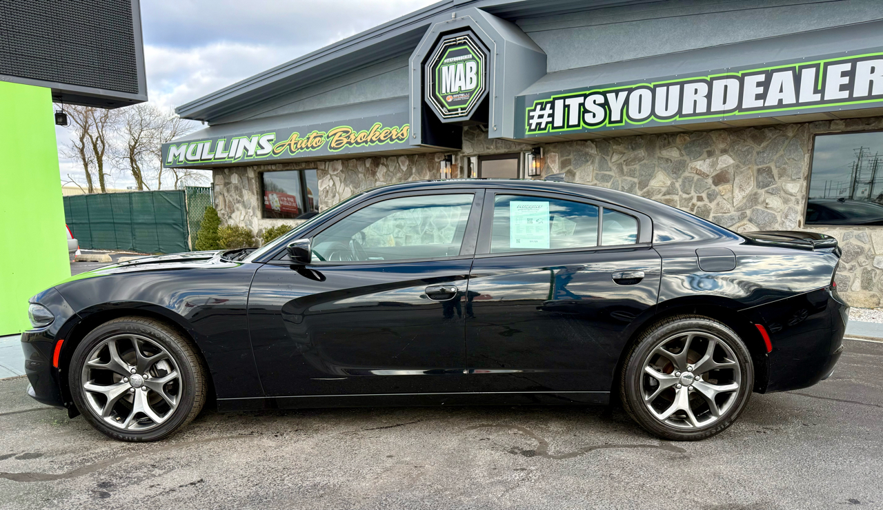 Dodge Charger 4dr Sdn SXT RWD 2015