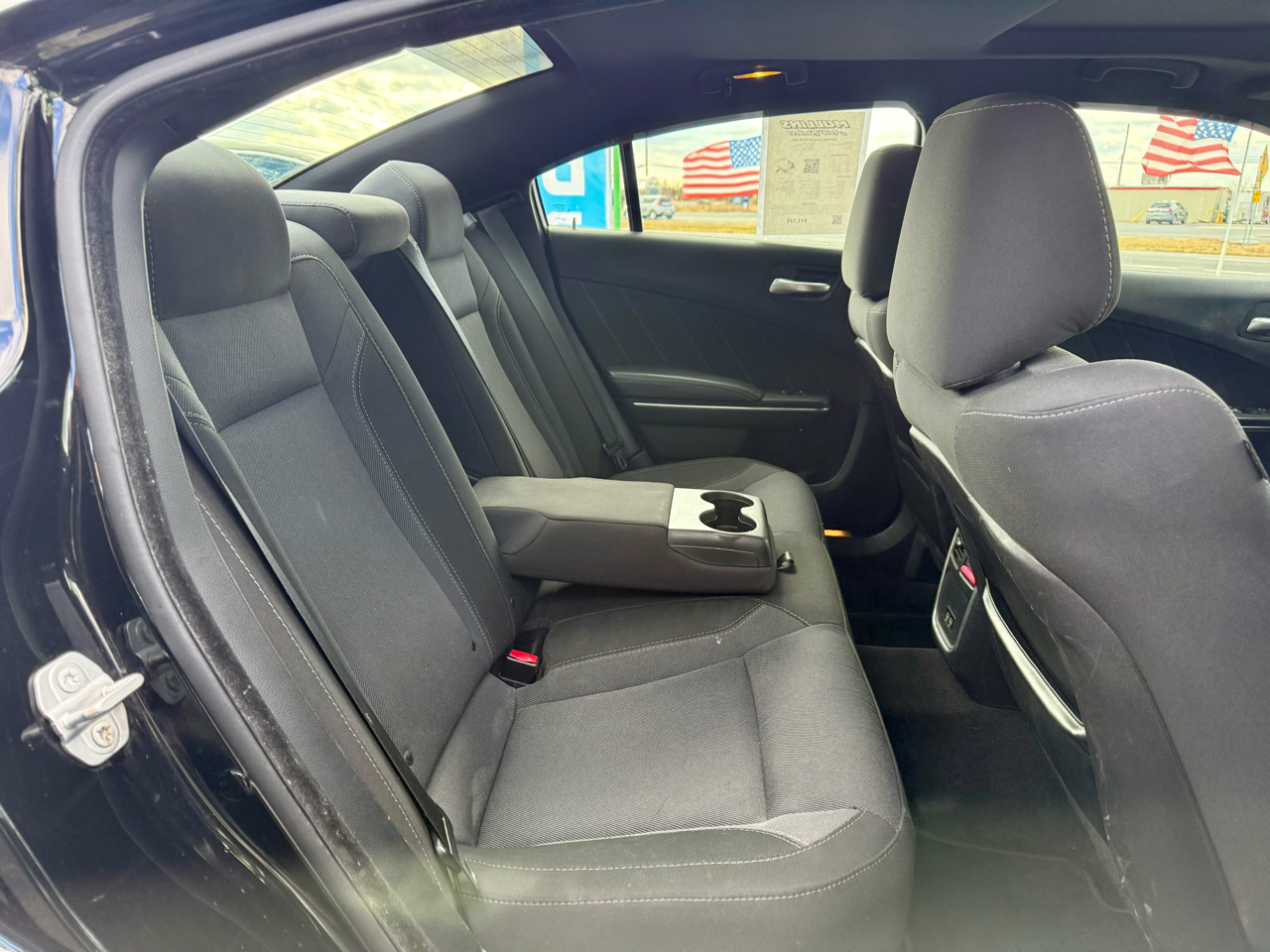 Dodge Charger 4dr Sdn SXT RWD 2015