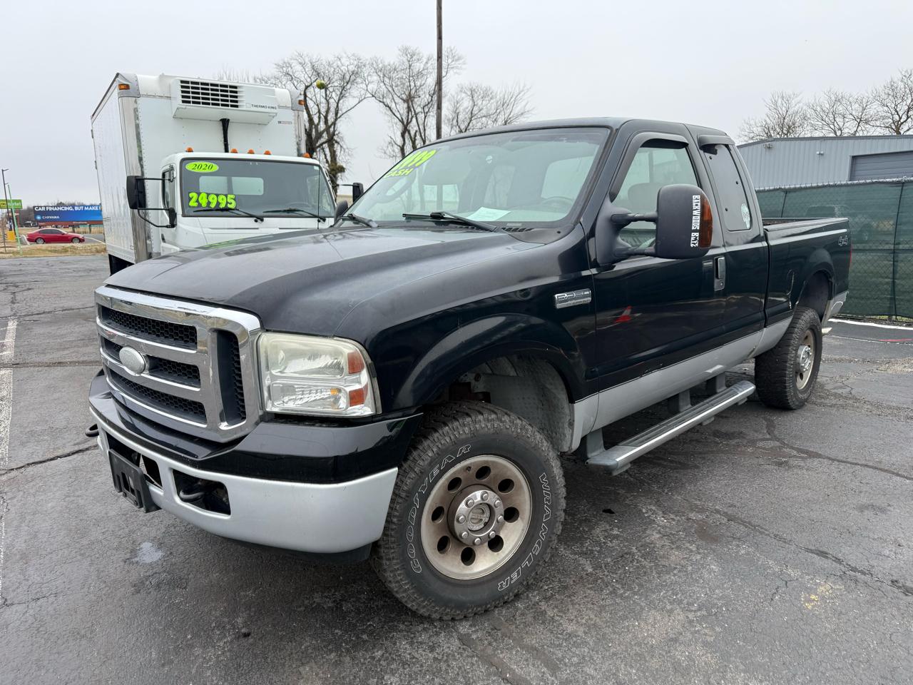 2006 Ford Super Duty F-250 Supercab 142" XL 4WD