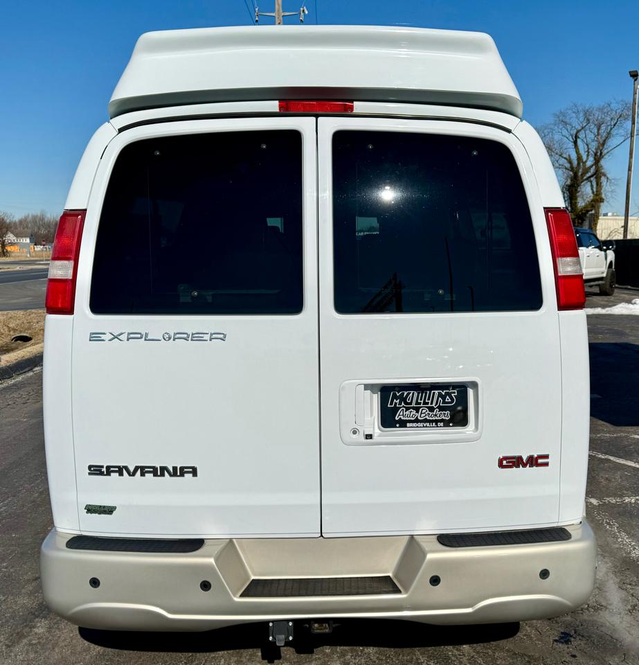 GMC Savana Cargo Van RWD 2500 155" 2017