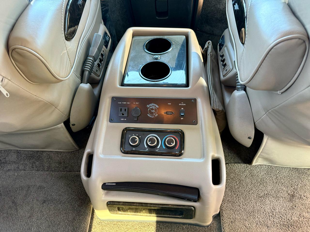 GMC Savana Cargo Van RWD 2500 155" 2017