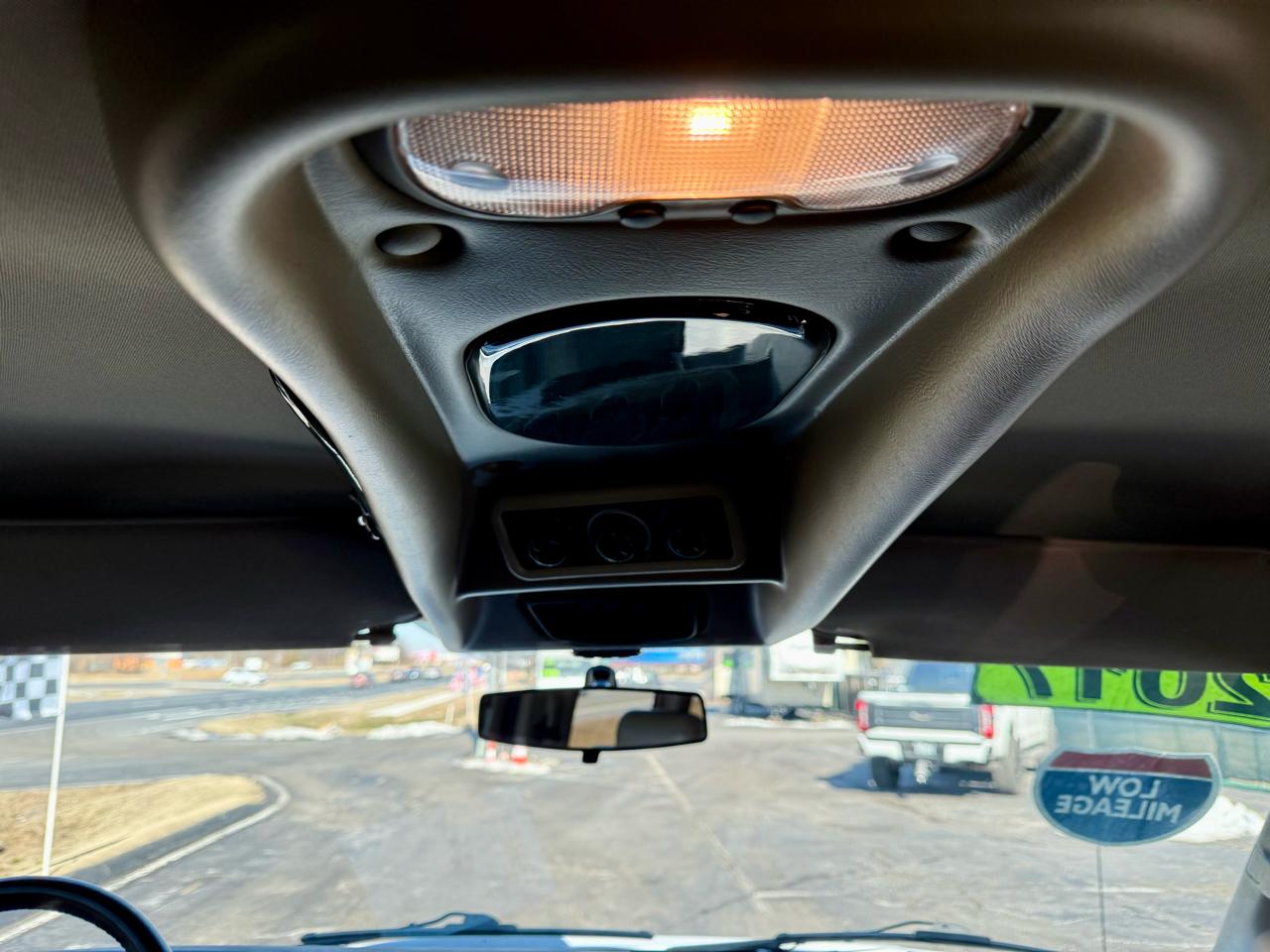 GMC Savana Cargo Van RWD 2500 155" 2017