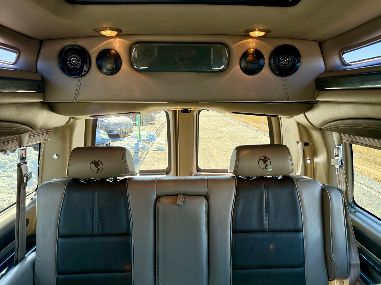 GMC Savana Cargo Van RWD 2500 155" 2017