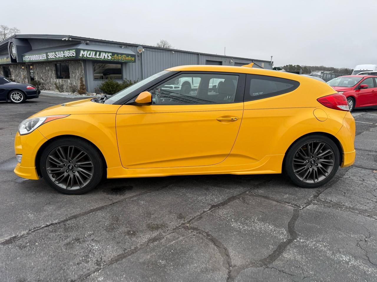 Hyundai Veloster 3dr Cpe Auto RE:MIX 2013