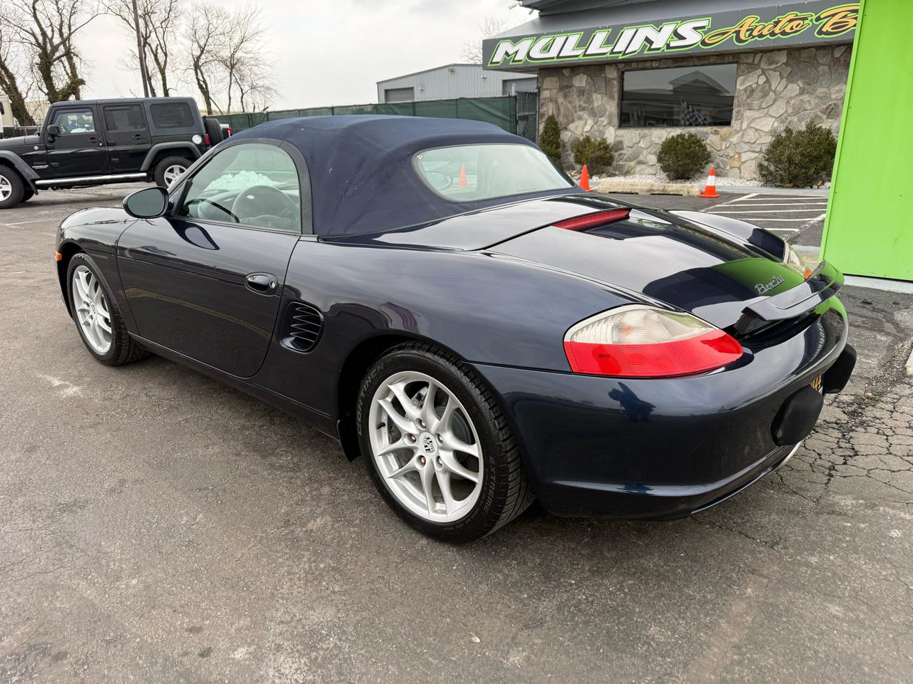 Porsche Boxster 2dr Roadster 5-Spd Manual 2003