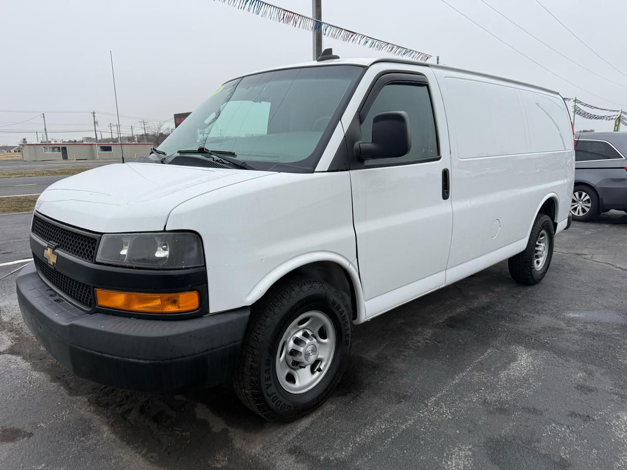 2019 Chevrolet Express Cargo Van RWD 2500 135"