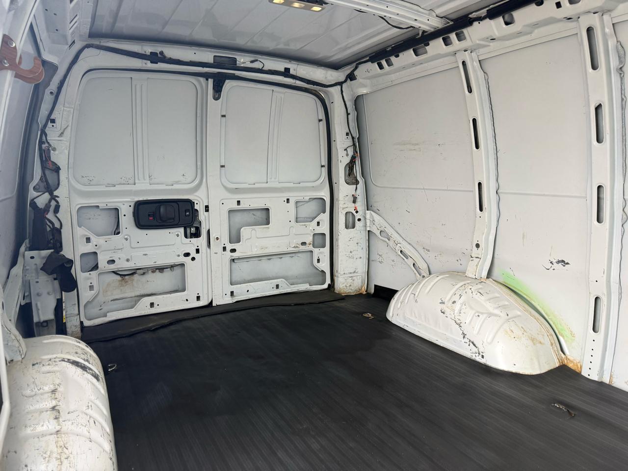 Chevrolet Express Cargo Van RWD 2500 135" 2019