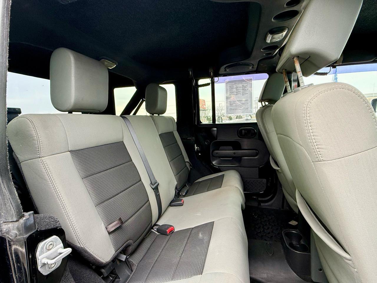 Jeep Wrangler Unlimited 4WD 4dr Sport 2010