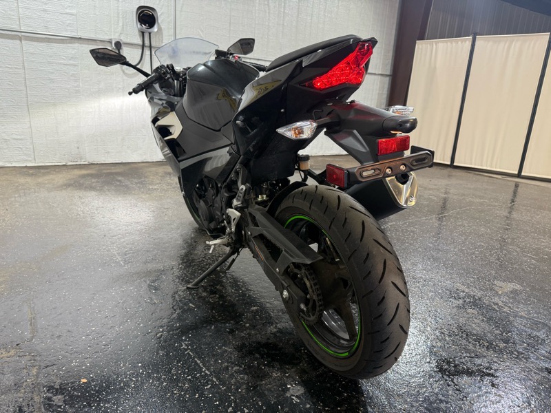 Kawasaki EX400  2022 Kawasaki EX400  2022