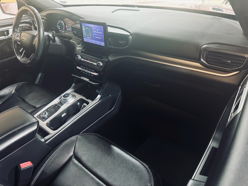 Ford Explorer XLT AWD 2020 Ford Explorer XLT AWD 2020