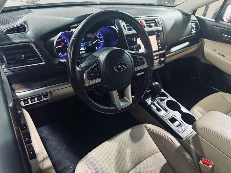 Subaru Outback 2.5i Limited 2017 Subaru Outback 2.5i Limited 2017