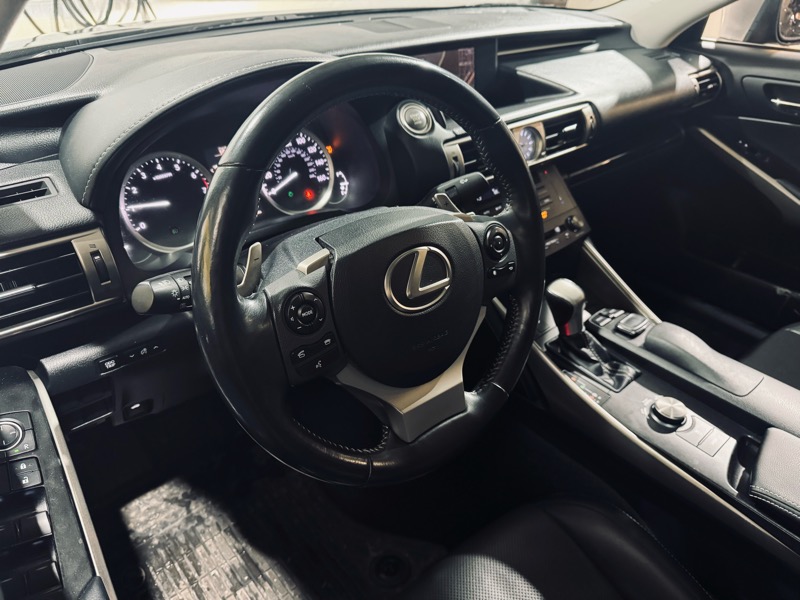 Lexus IS 250 AWD 2015