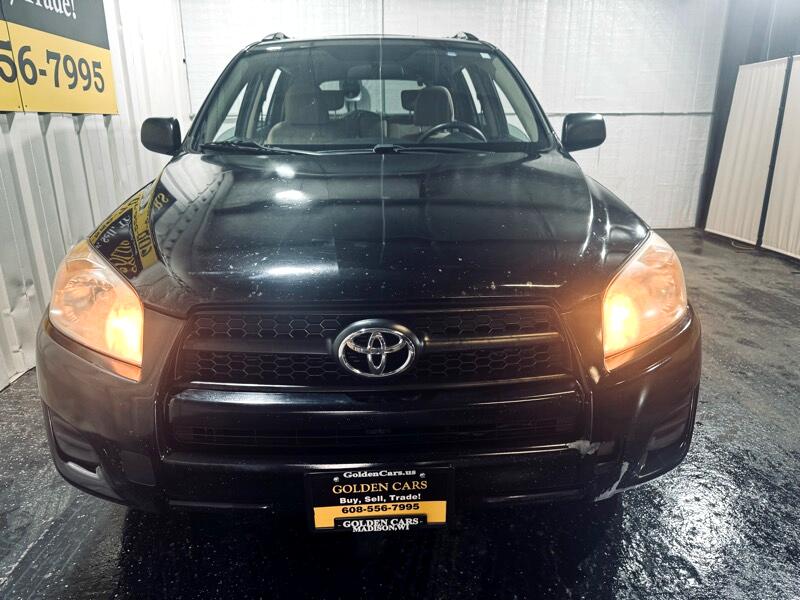 Toyota RAV4 Base 2010