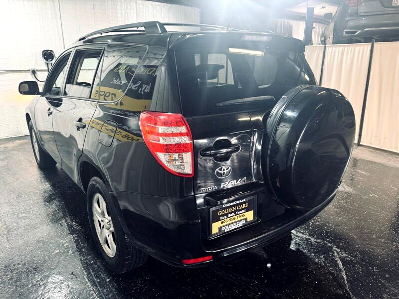 Toyota RAV4 Base 2010