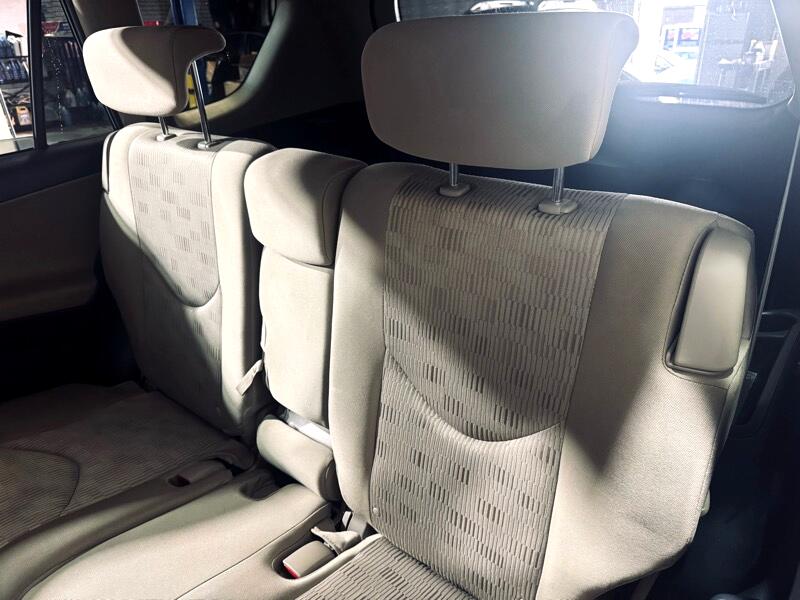 Toyota RAV4 Base 2010